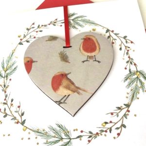 CHRISTMAS CARD WITH WOODEN HEART DECORATION DETAIL