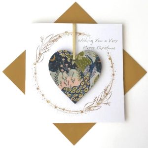 CHRISTMAS CARD WITH WOODEN HEART DECORATION