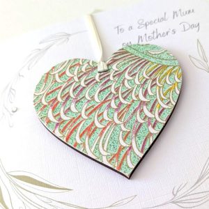 MOTHER’S DAY CARD WITH HEART DECORATION DETAIL