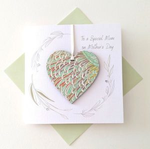 MOTHER’S DAY CARD WITH HEART DECORATION